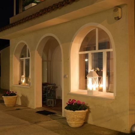 Avion B&B Elmas Экстерьер фото