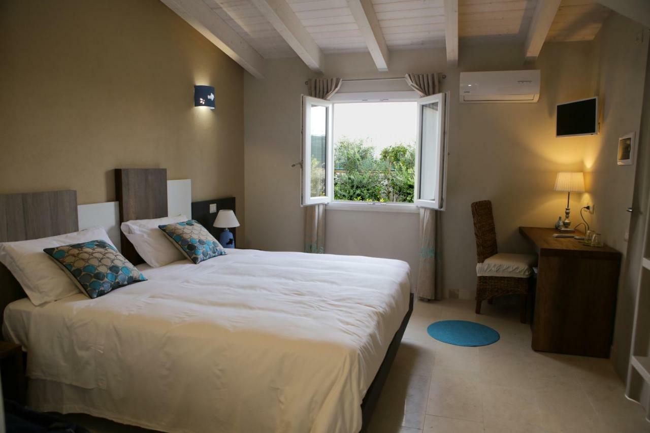 Avion B&B Elmas Экстерьер фото