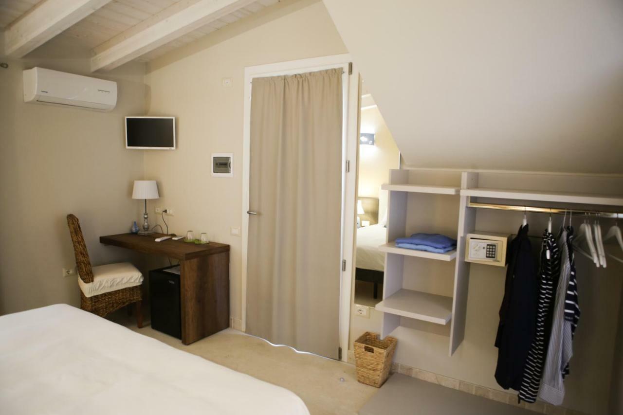 Avion B&B Elmas Экстерьер фото